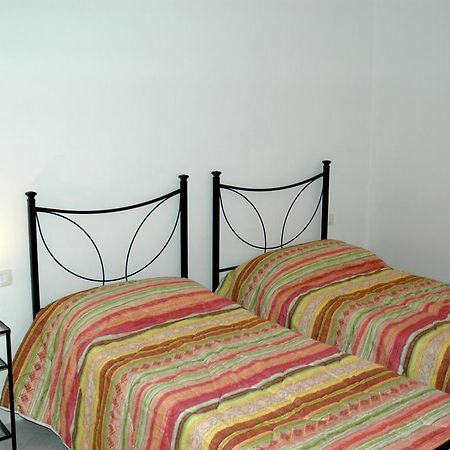 سان تيودورو Holiday Homes Stella Marina الغرفة الصورة